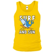 Майка с акулой серфингистом и надписью "Surf and sun"
