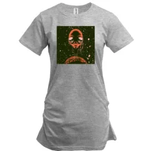 Удлиненная футболка Alien on the moon