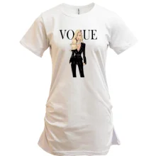 Удлиненная футболка VOGUE Cara Delevingne.