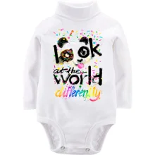 Детское боди с длинным рукавом Look at the world differently с пандой