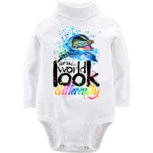 Детское боди с длинным рукавом Look at the world differently с дельфином