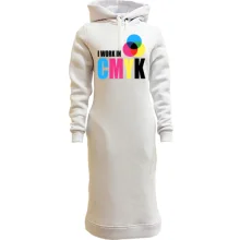 Худи платье с надписью "i work in CMYK"