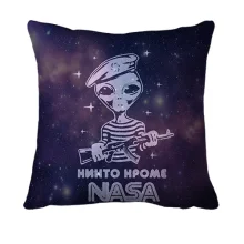 3D подушка с надписью "Никто, кроме NASA"