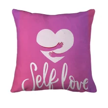 3D подушка з написом "Self love"