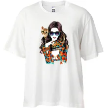 Футболка Oversize Девушка с кошкой
