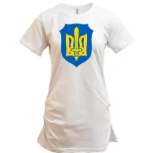 Подовжена футболка з тризубом-мечем на синьому щиті