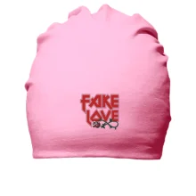 Бавовняна шапка з написом "Fake love"