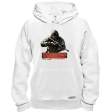 Толстовка с бойцом и красным логотипом Counter Strike