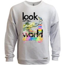 Світшот без начосу Look at the world differently з крокодилом