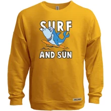 Свитшот без начеса с акулой серфингистом и надписью "Surf and sun"