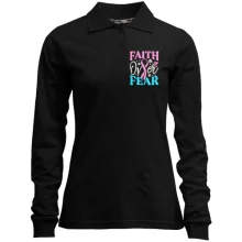 Женский лонгслив поло с надписью Faith over Fear (Вышивка)