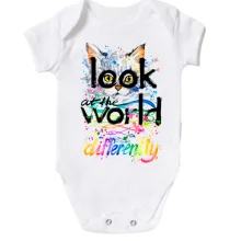 Детское боди с котенком Look at the world differently