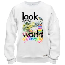 Світшот Look at the world differently з крокодилом