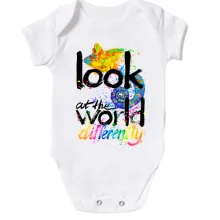 Детское боди Look at the world differently с хамелеоном