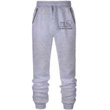 Мужские трикотажные штаны с мемным программистом