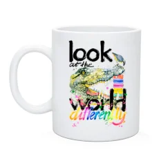 Чашка Look at the world differently с крокодилом