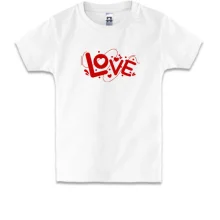 Детская футболка с надписью Love и сердечками