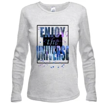 Лонгслив с космической надписью «Enjoy the universe»