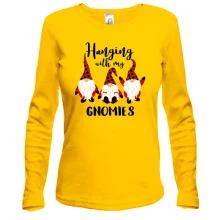 Женский лонгслив с гномами"Hanging with my gnomies"