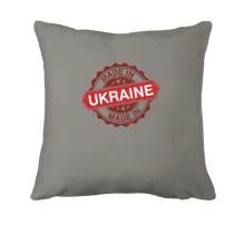 Подушка з червоним штампом «Made in Ukraine»