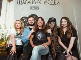 Українськи зірки в наших футболках