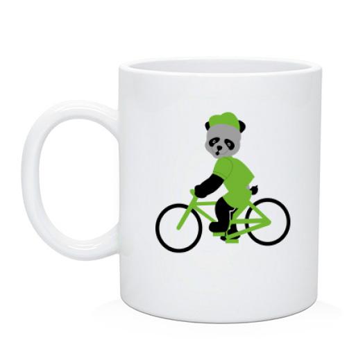 Чашка с пандой на велосипеде