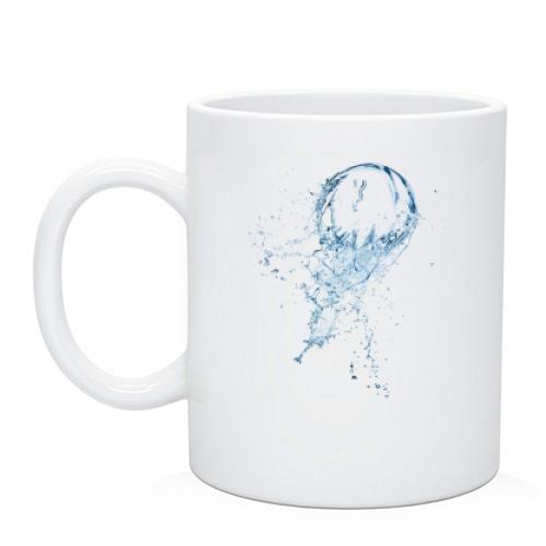 Чашка с водяным шаром