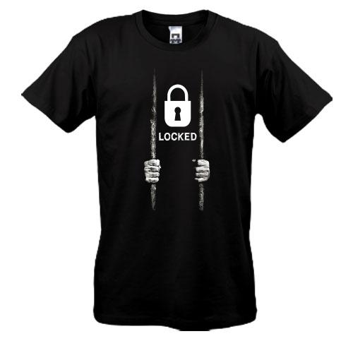 Футболка Locked