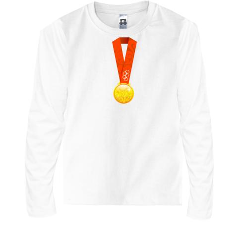 Детская футболка с длинным рукавом с золотой олимпийской медалью