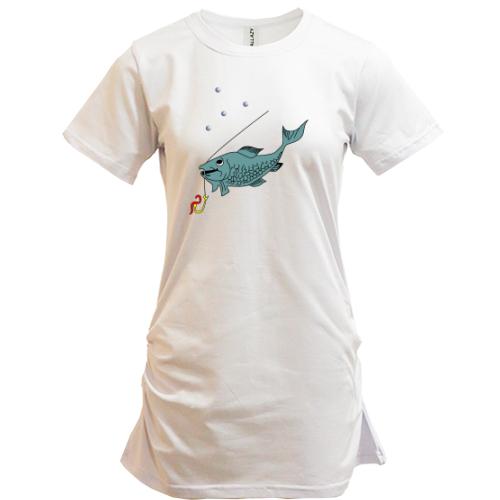 Подовжена футболка Риба клює