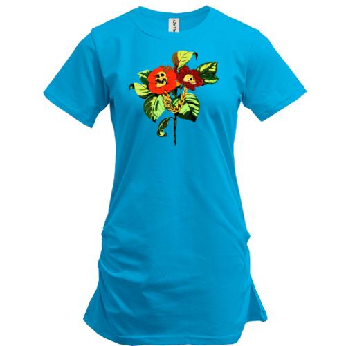 Подовжена футболка з квіткою в черепах
