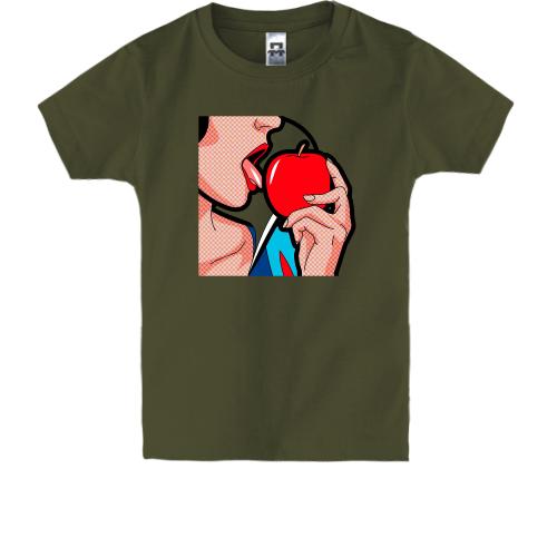 Дитяча футболка з дівчиною і яблуком (поп арт)