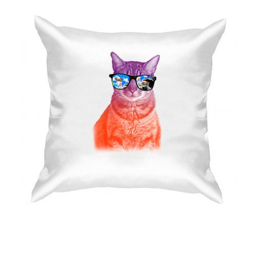 Подушка с разноцветным котом в очках