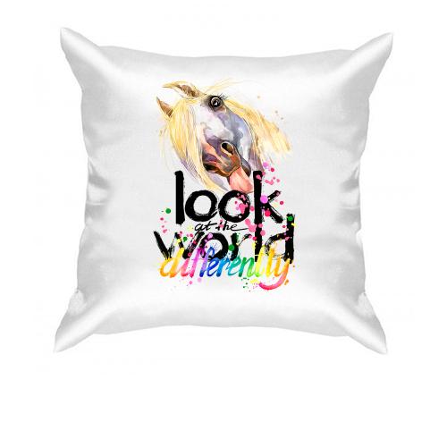 Подушка Look at the world differently с лошадью