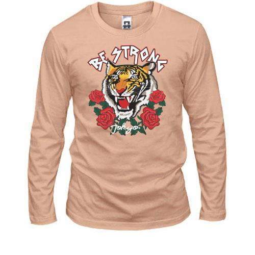 Лонгслив Be strong tiger