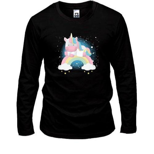 Лонгслив Baby unicorn on a rainbow