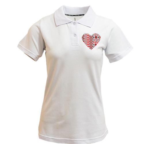 Жіноча футболка-поло з малюнком у стилі вишиванки у вигляді серця