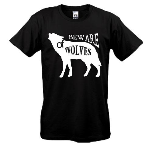 Футболка beware of wolves