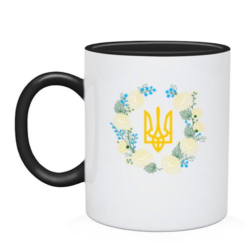 Чашка герб України у квітковому вінку