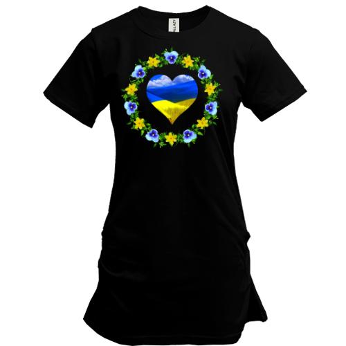 Подовжена футболка Жовто-синє серце у вінку квітів