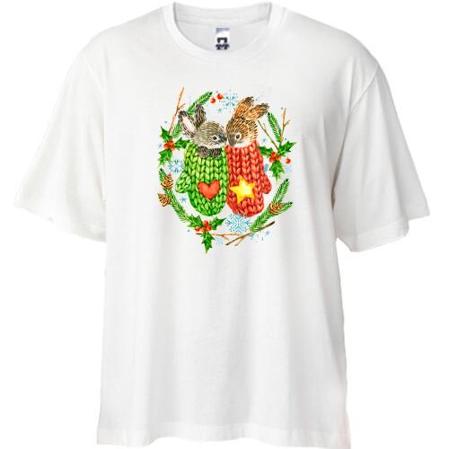 Футболка Oversize с зайцами в рукавичках