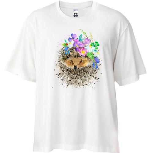 Футболка Oversize с ежиком в цветах
