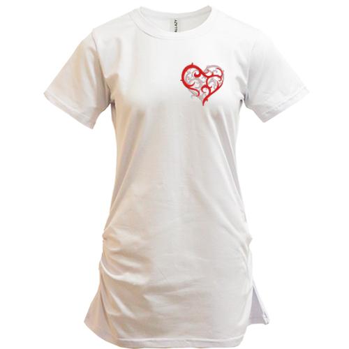 Подовжена футболка із візарунчастим серцем
