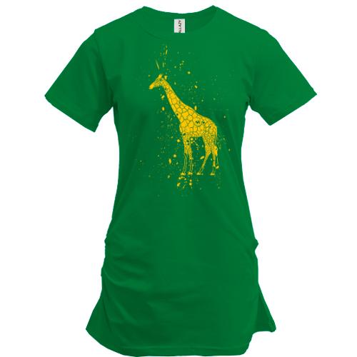 Подовжена футболка з жирафом і плямами