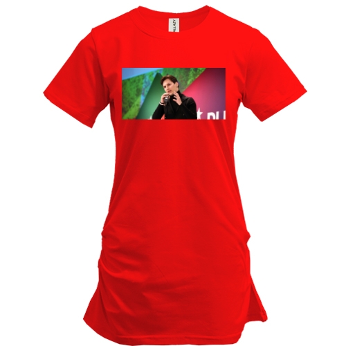Подовжена футболка з Павлом Дуров на презентації