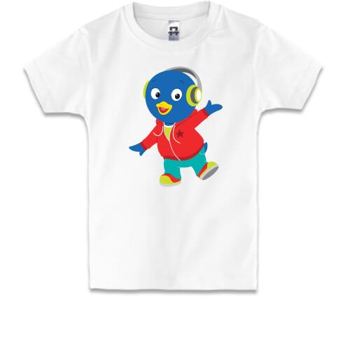 Дитяча футболка з танцюючим пінгвіном в навушниках