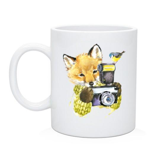 Чашка з лисицею - фотографом і синичкою