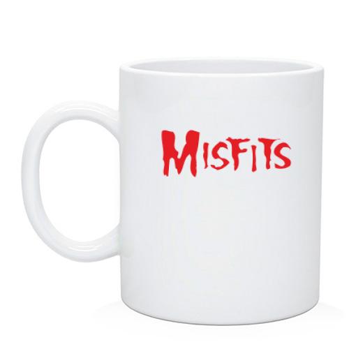 Чашка с надписью Misfits