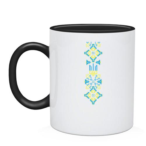 Чашка з піксельним орнаментом та гербом