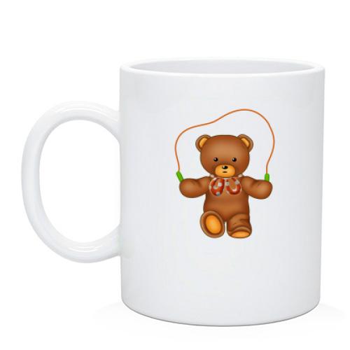 Чашка з плюшевим ведмедиком і скакалкою